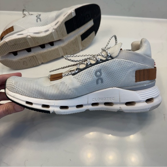 On Running Men's Cloudnova - Picture 7 of 10